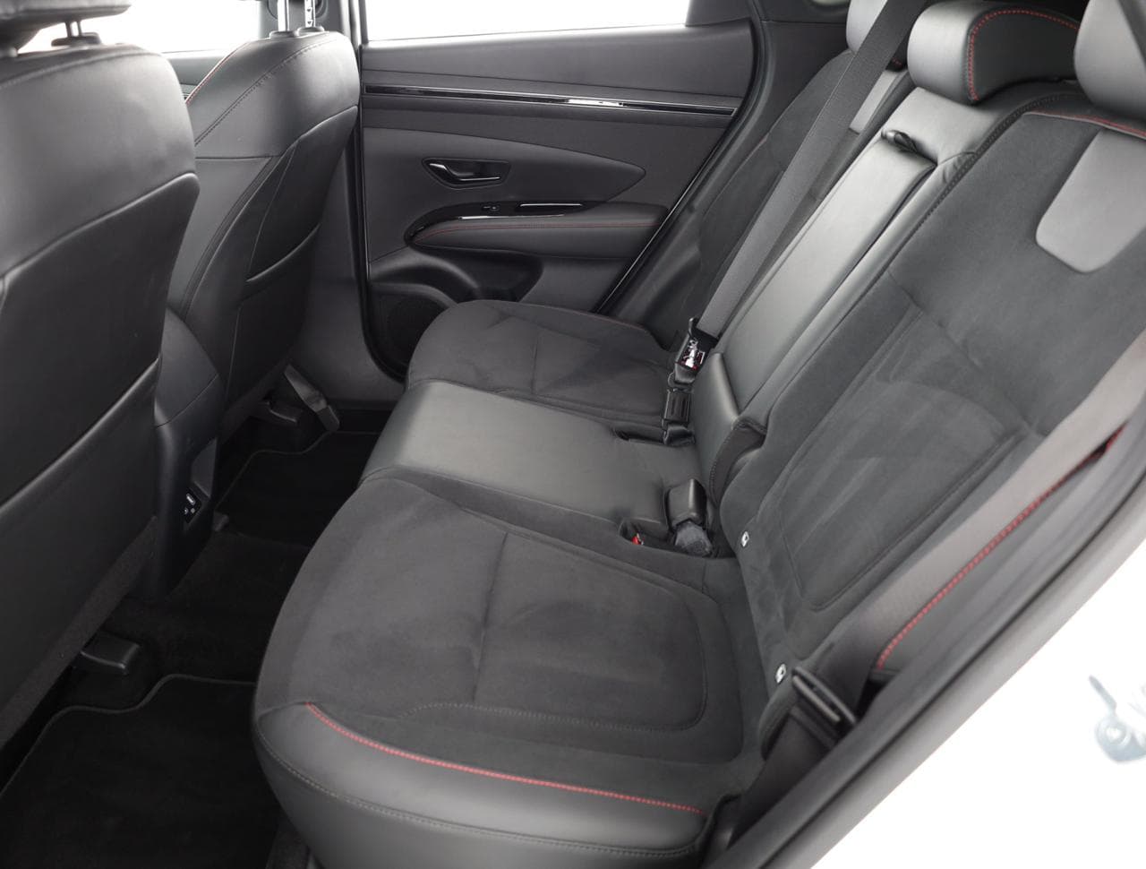 2023 Hyundai Tucson - 12