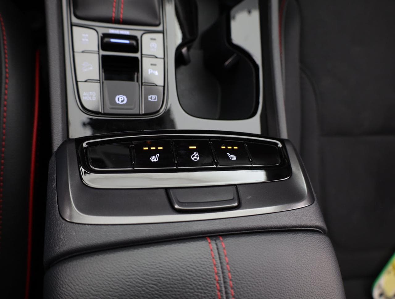 2023 Hyundai Tucson - 18