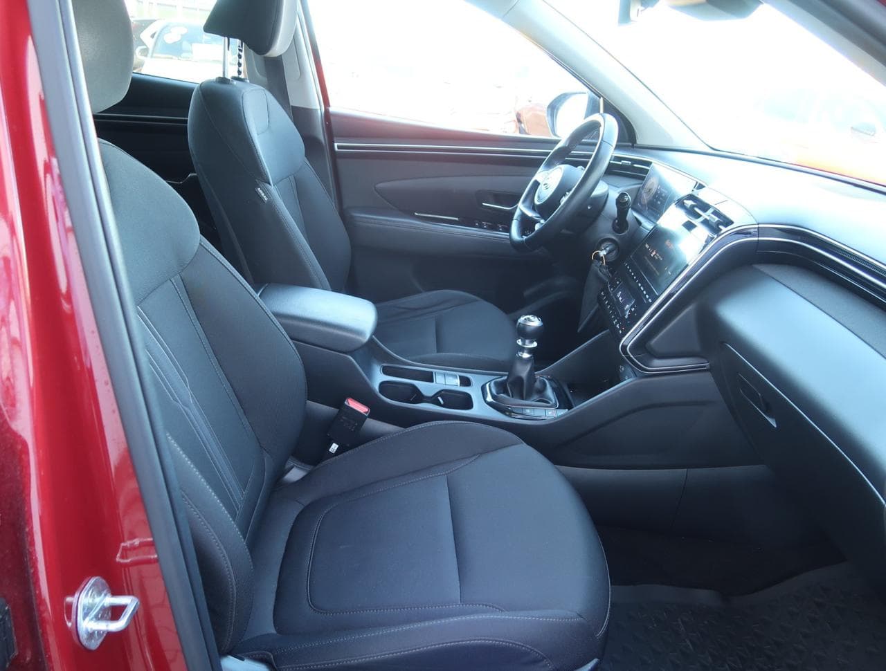 2021 Hyundai Tucson - 12