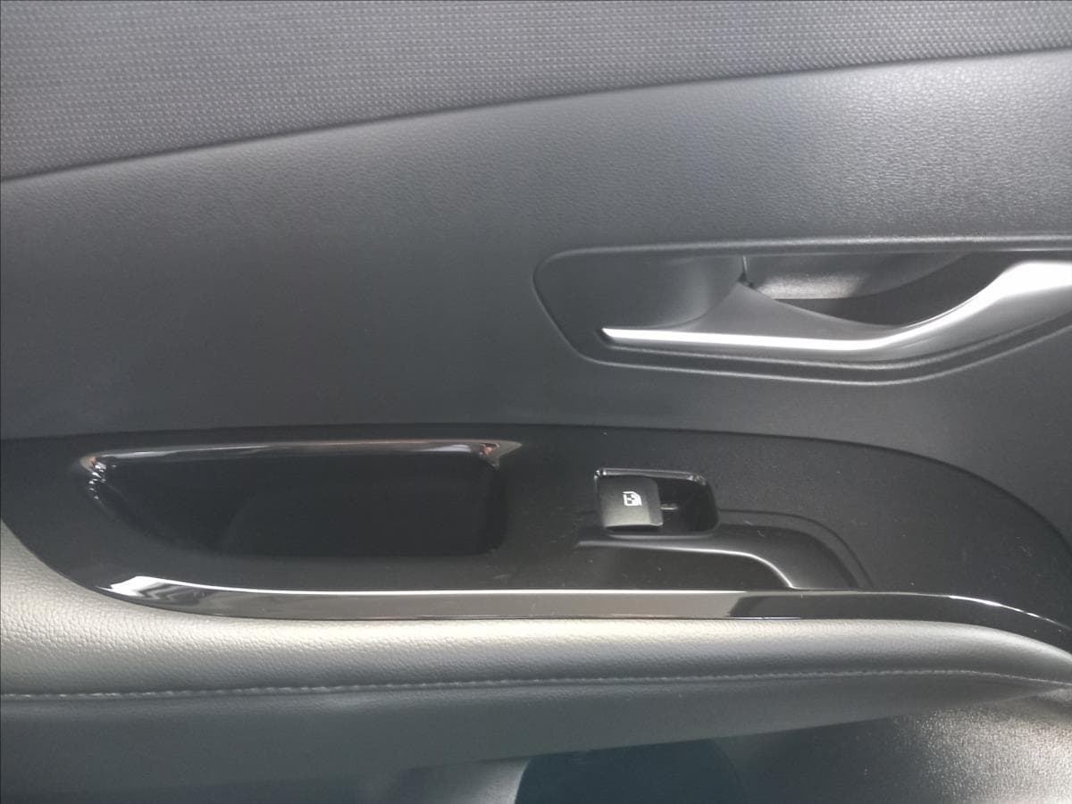 2021 Hyundai Tucson - 18