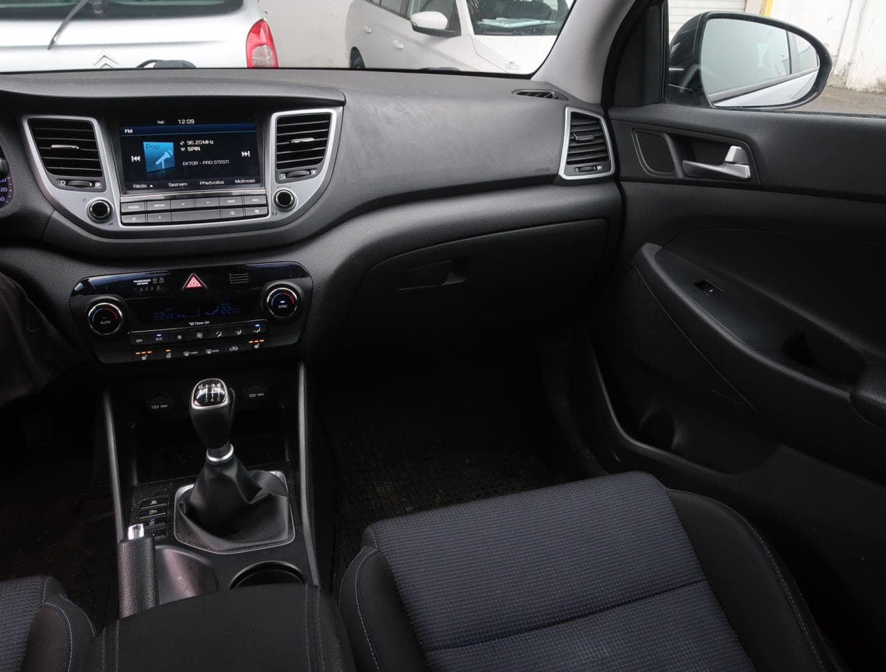 2015 Hyundai Tucson - 11