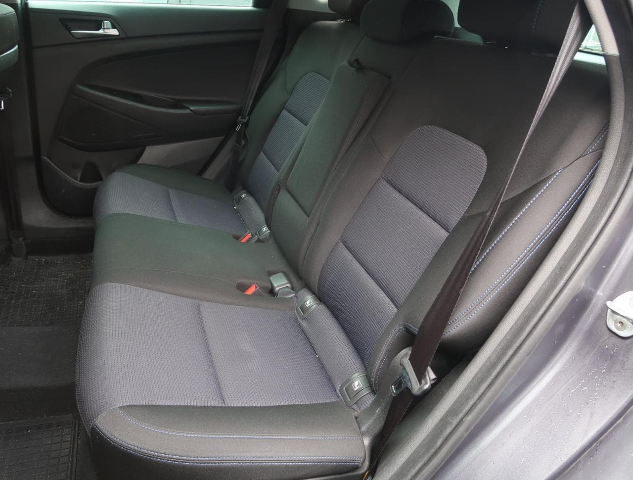 2015 Hyundai Tucson - 15