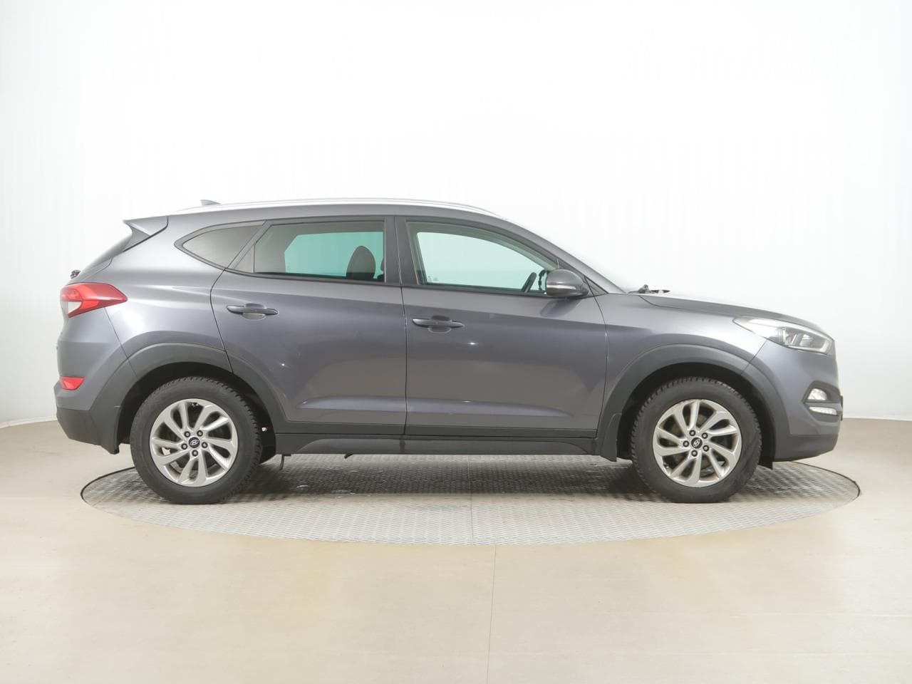 2015 Hyundai Tucson - 8