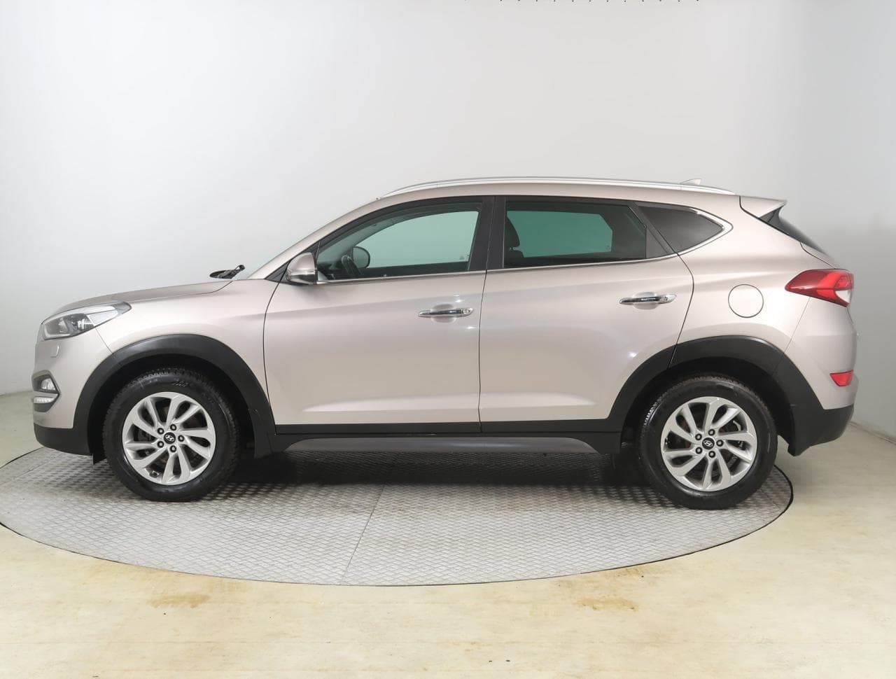 2016 Hyundai Tucson - 4