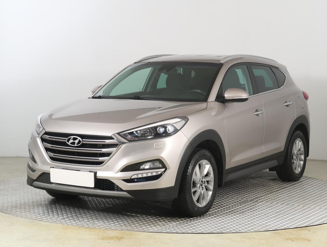 2016 Hyundai Tucson - 3