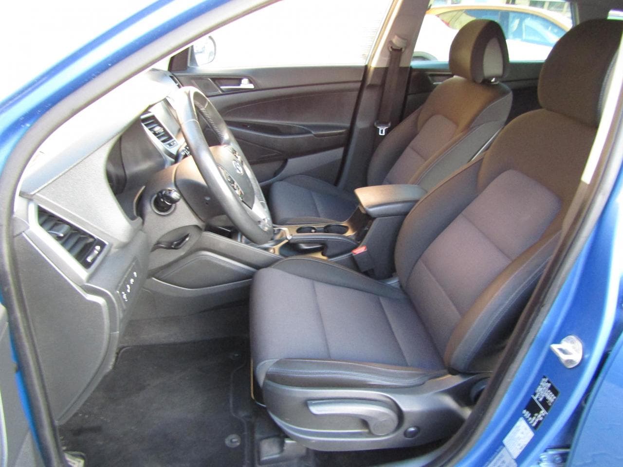 2015 Hyundai TUCSON - 9