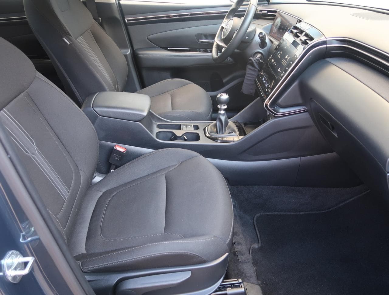 2022 Hyundai Tucson - 12