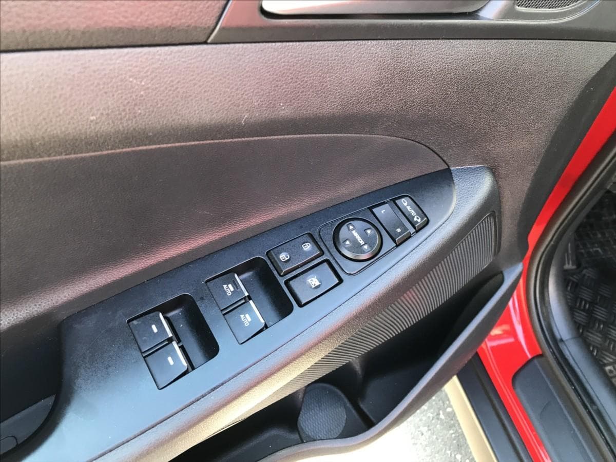 2020 Hyundai Tucson - 11