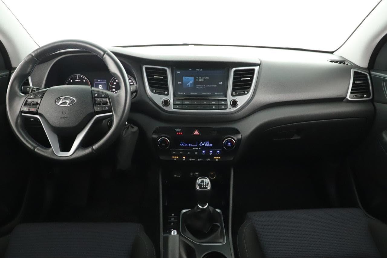 2016 Hyundai Tucson - 9