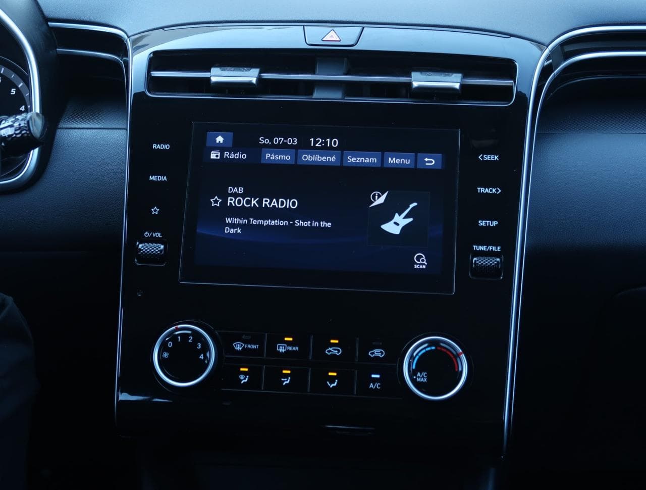 2022 Hyundai Tucson - 18