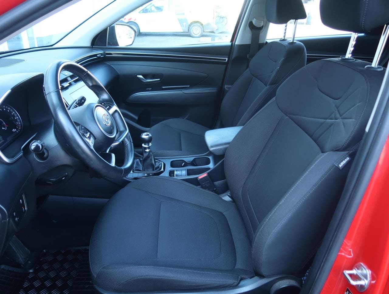 2022 Hyundai Tucson - 16