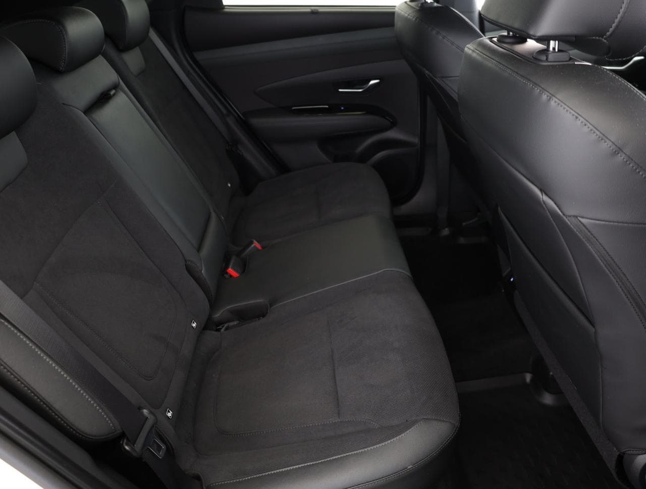 2025 Hyundai Tucson - 11