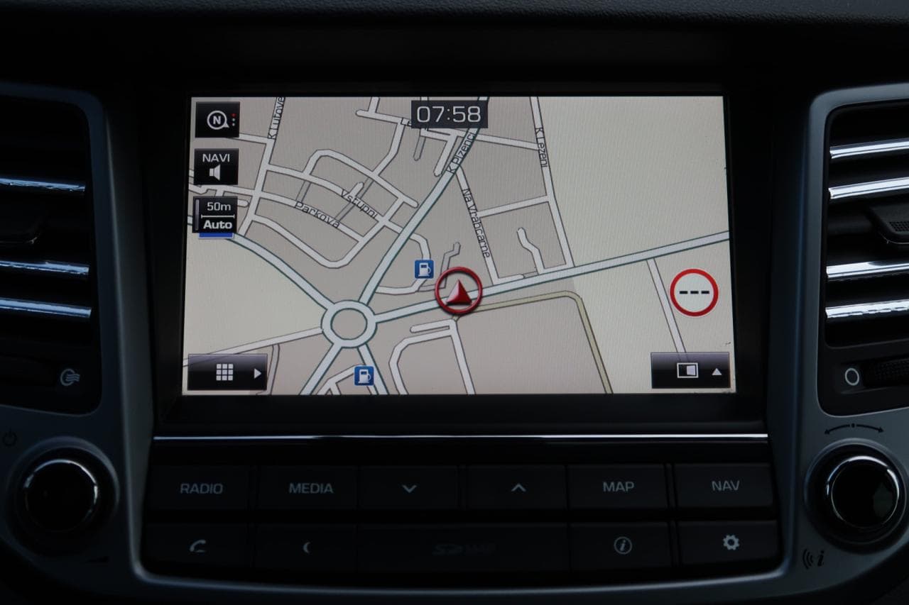 2016 Hyundai Tucson - 19