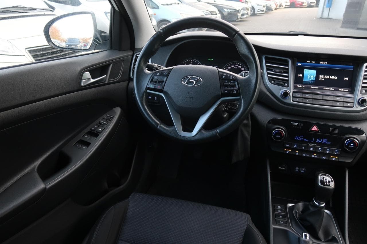 2016 Hyundai Tucson - 9