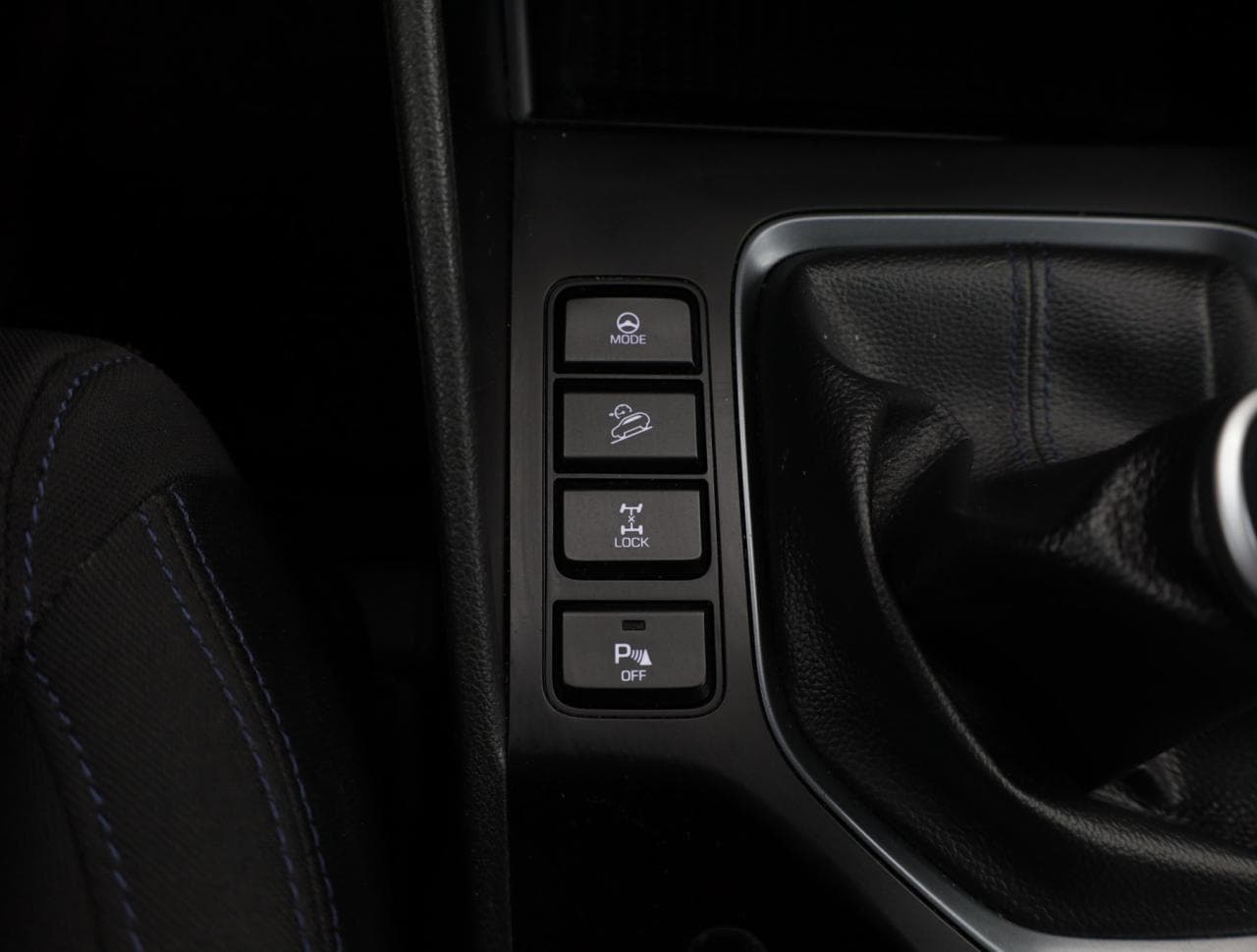 2018 Hyundai Tucson - 18