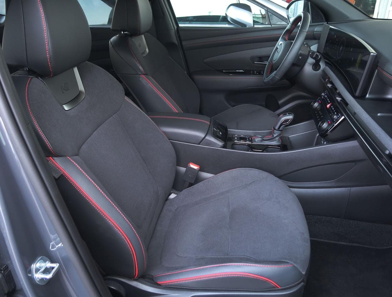 2025 Hyundai Tucson - 12