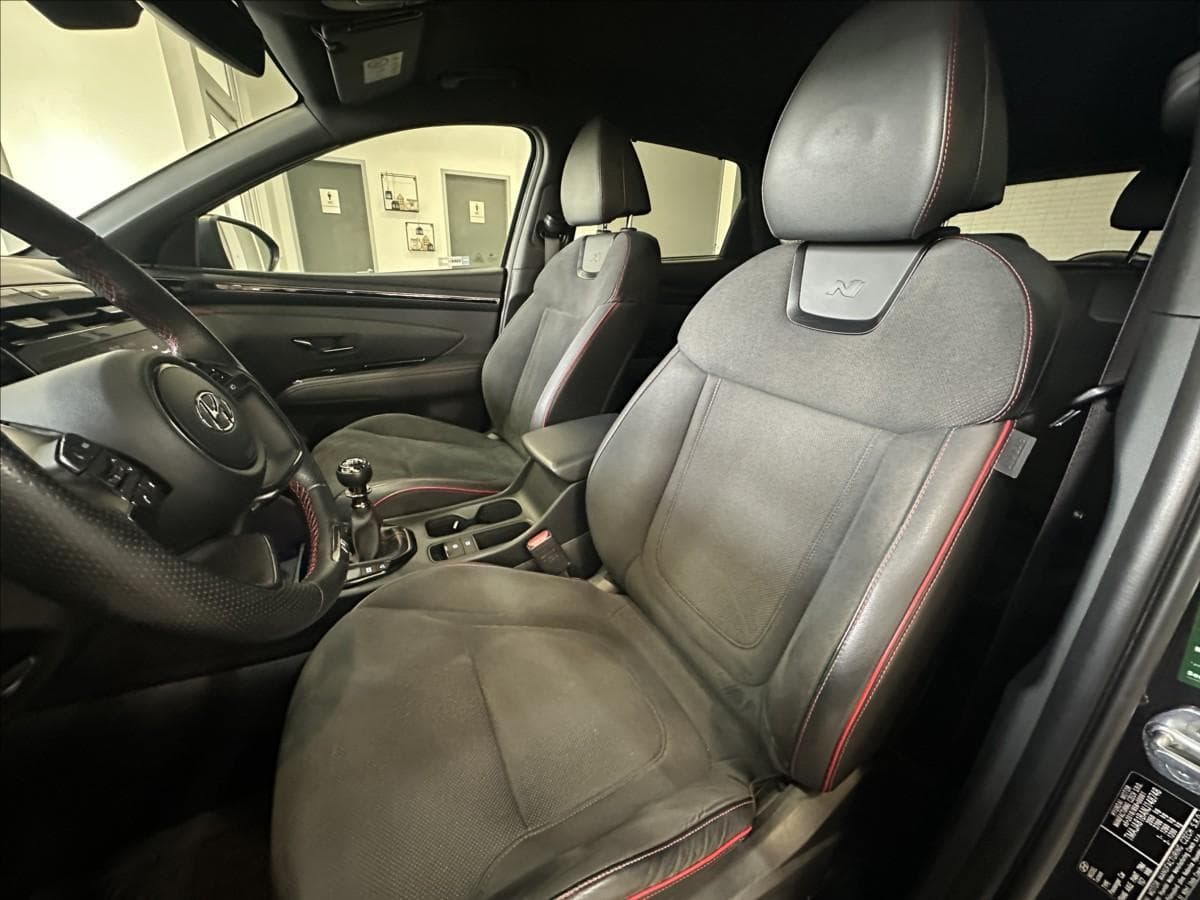 2021 Hyundai Tucson - 16