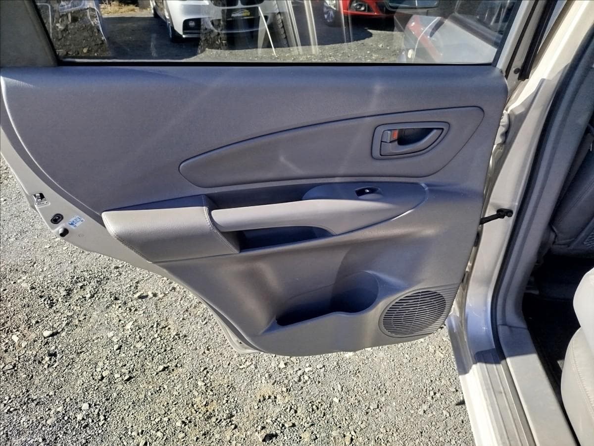 2005 Hyundai TUCSON - 20