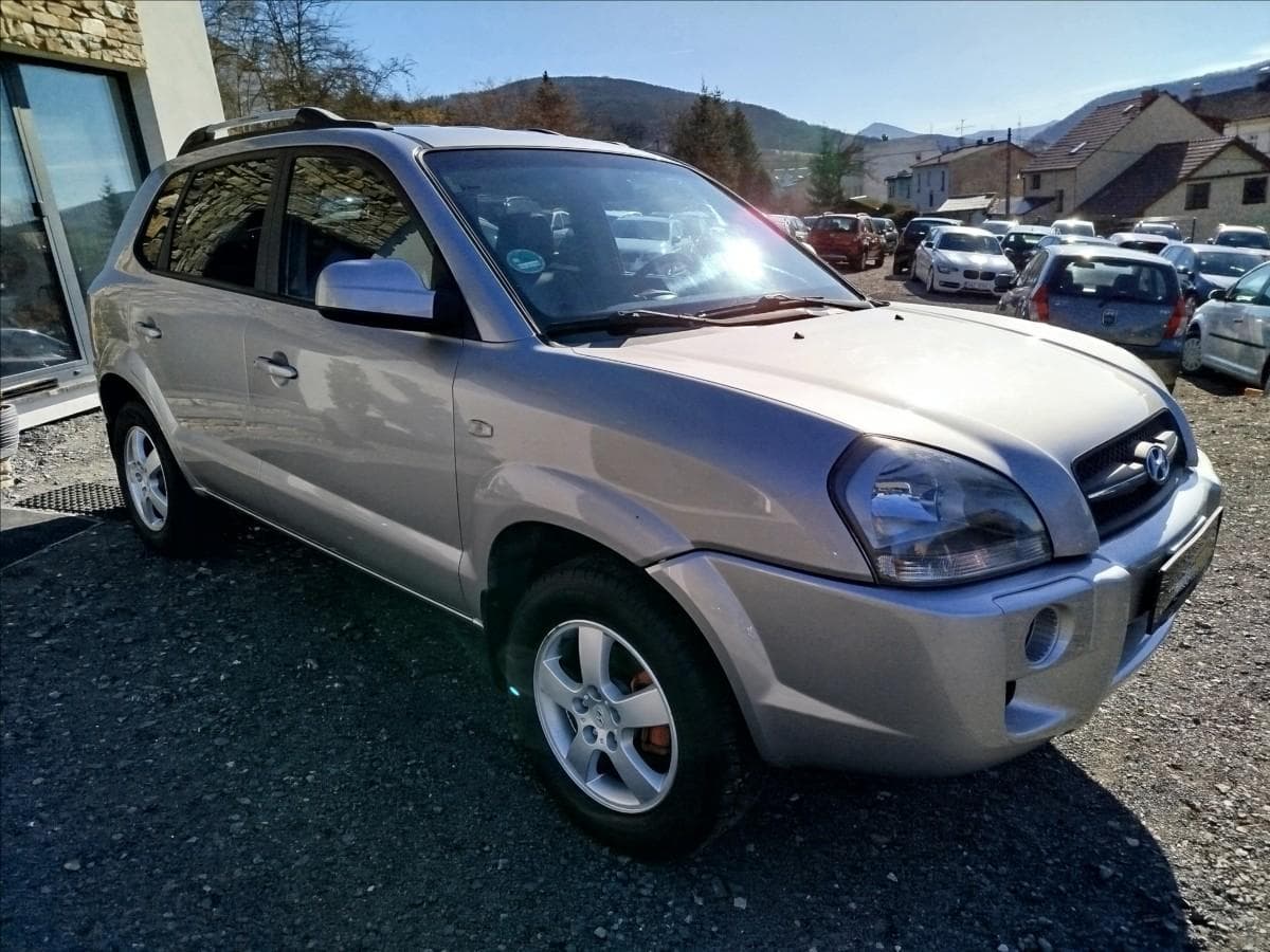 2005 Hyundai TUCSON - 8