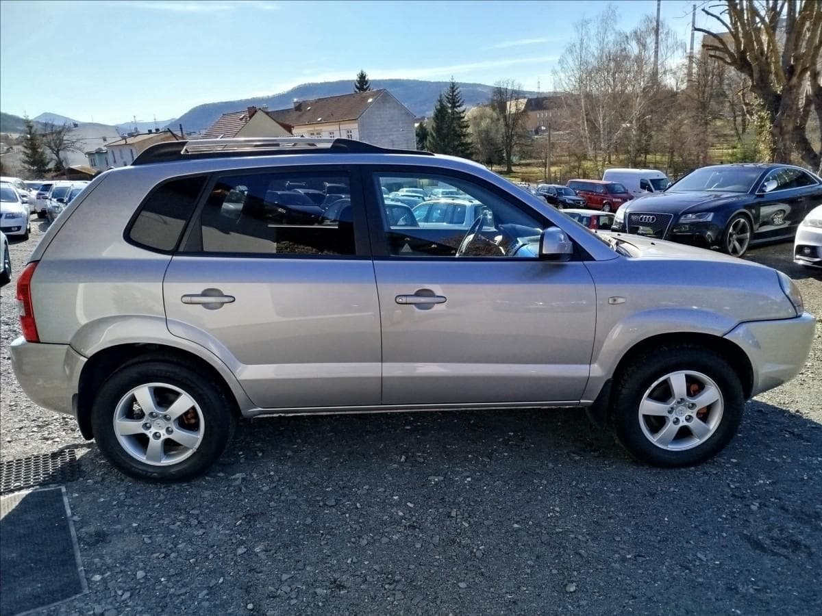2005 Hyundai TUCSON - 7