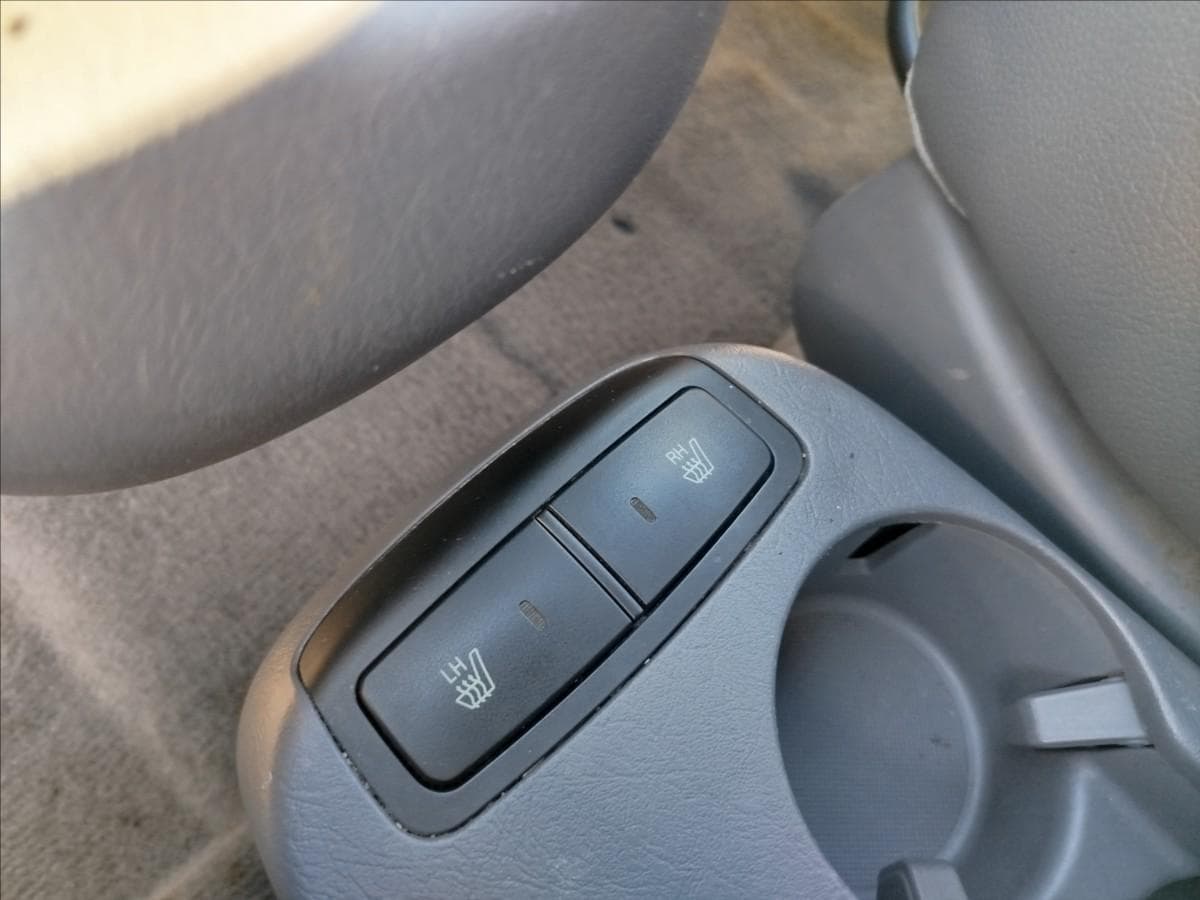 2005 Hyundai TUCSON - 19