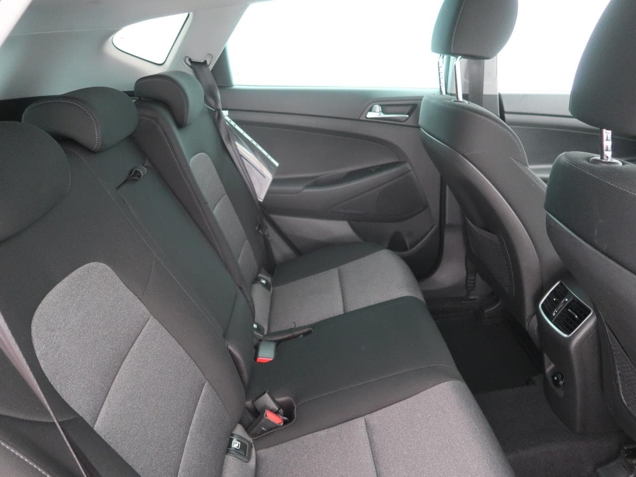 2020 Hyundai TUCSON - 13