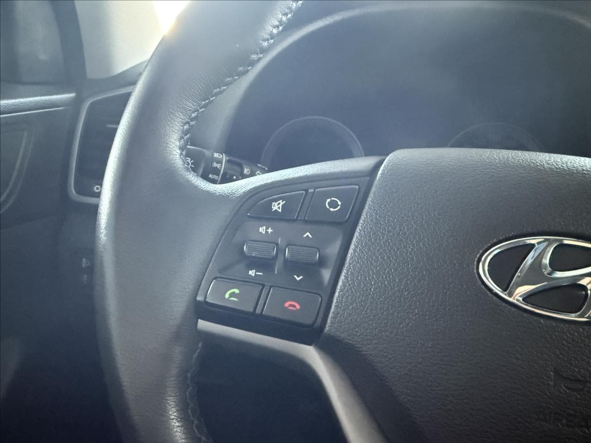 2016 Hyundai TUCSON - 14