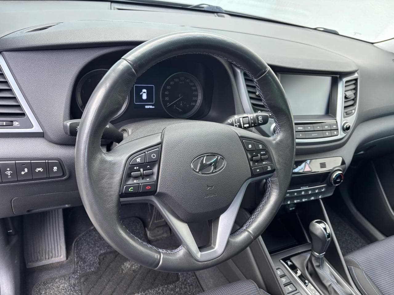 2016 Hyundai TUCSON - 13