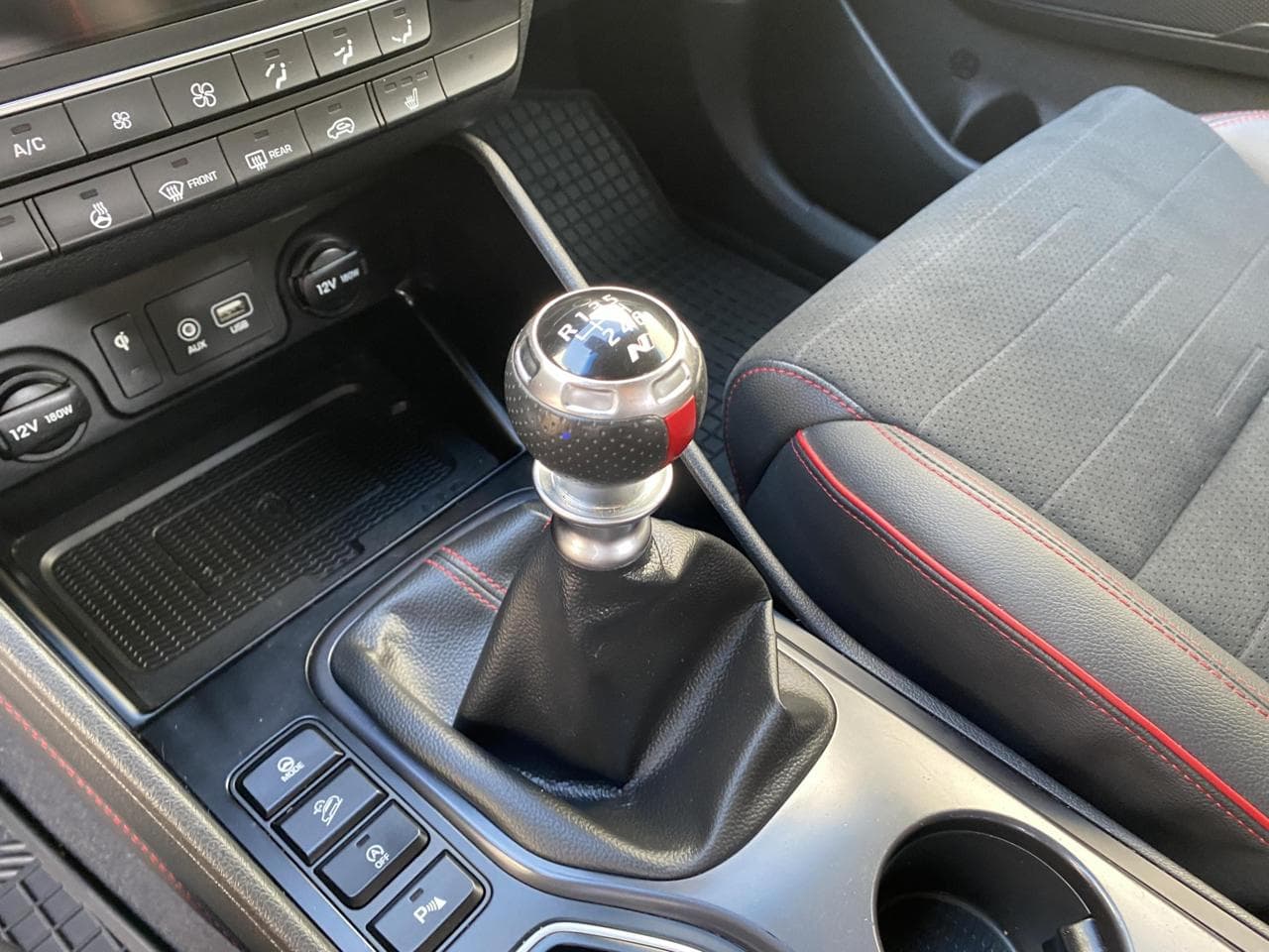 2019 Hyundai TUCSON - 16