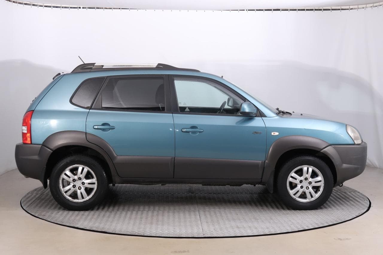 2006 Hyundai TUCSON - 8