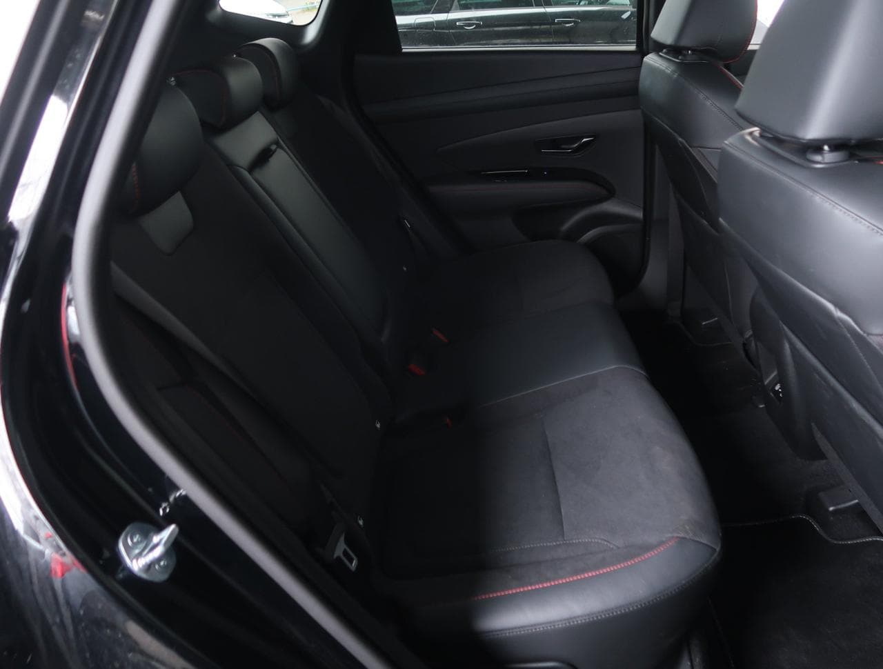 2025 Hyundai TUCSON - 13