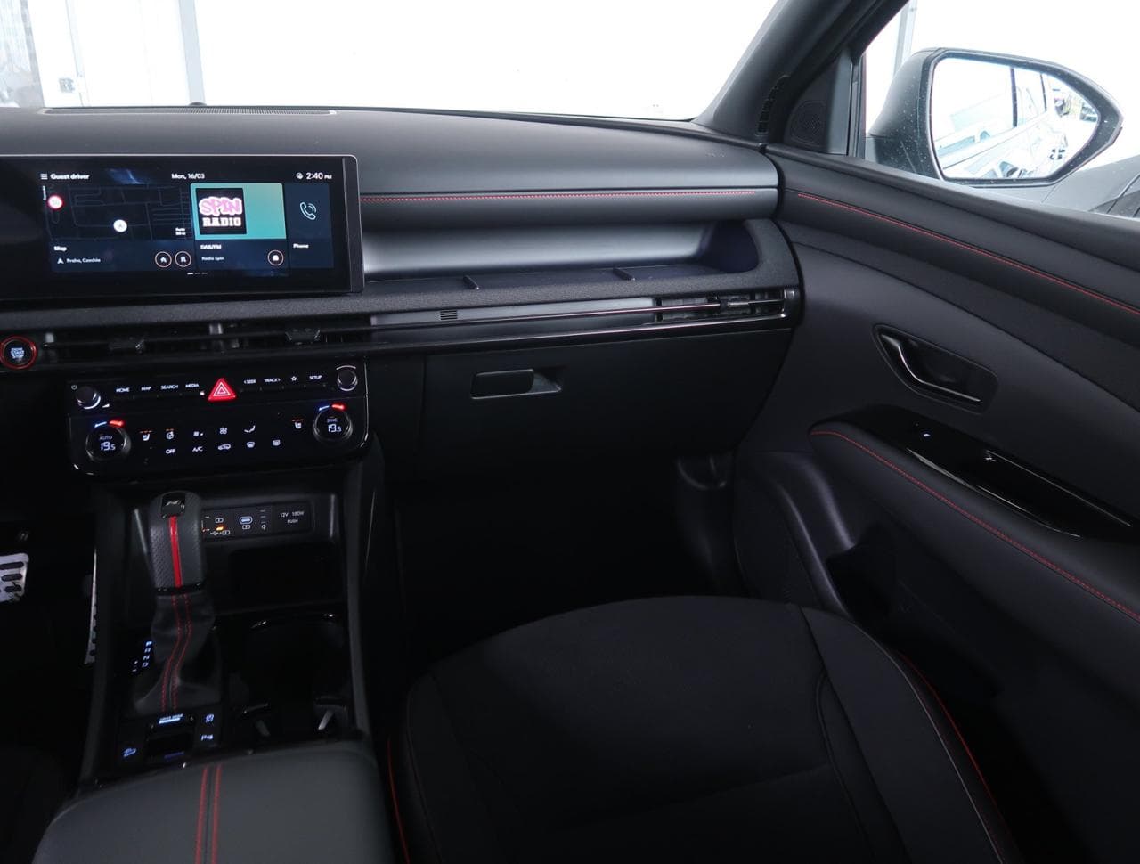 2025 Hyundai TUCSON - 11