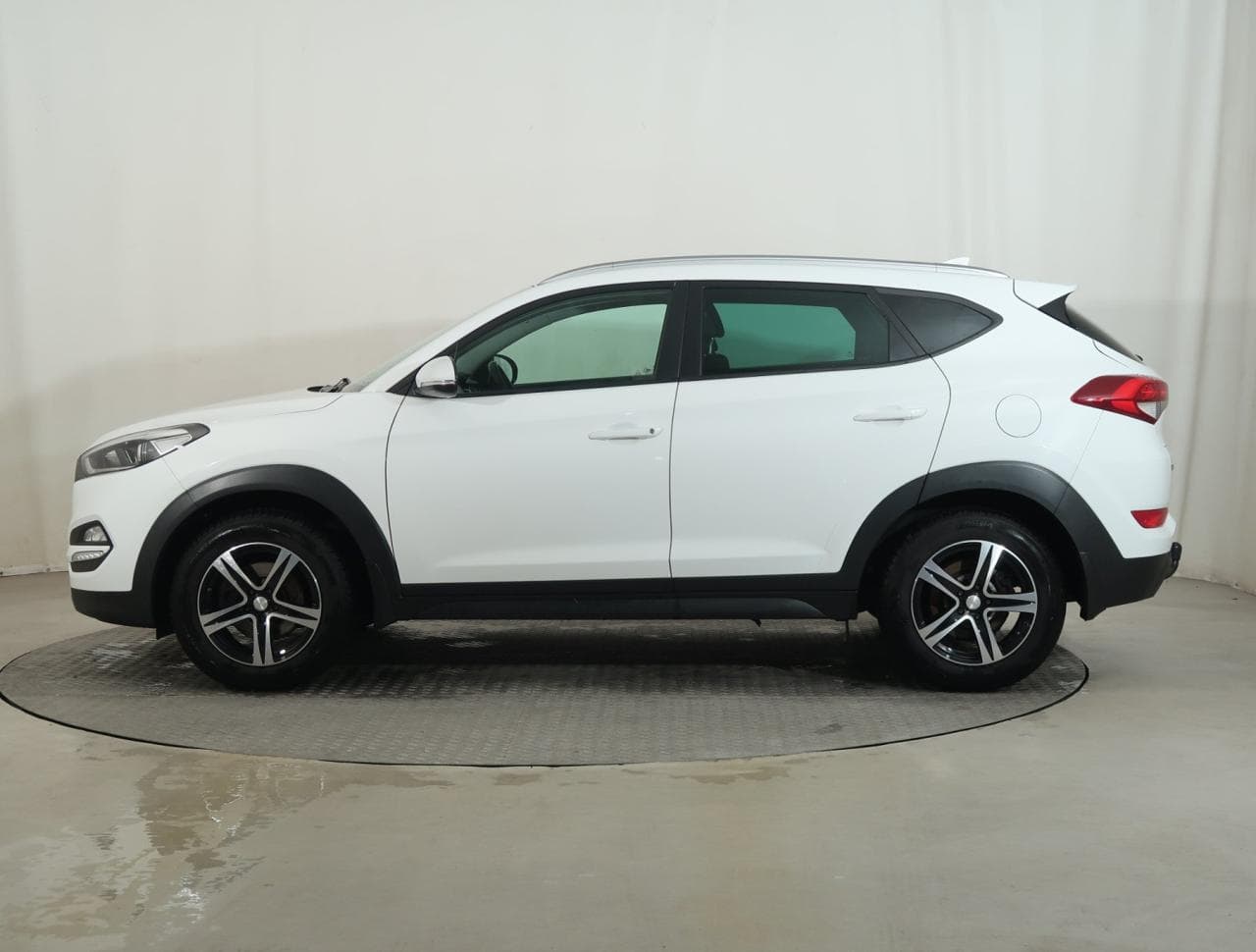 2016 Hyundai TUCSON - 4