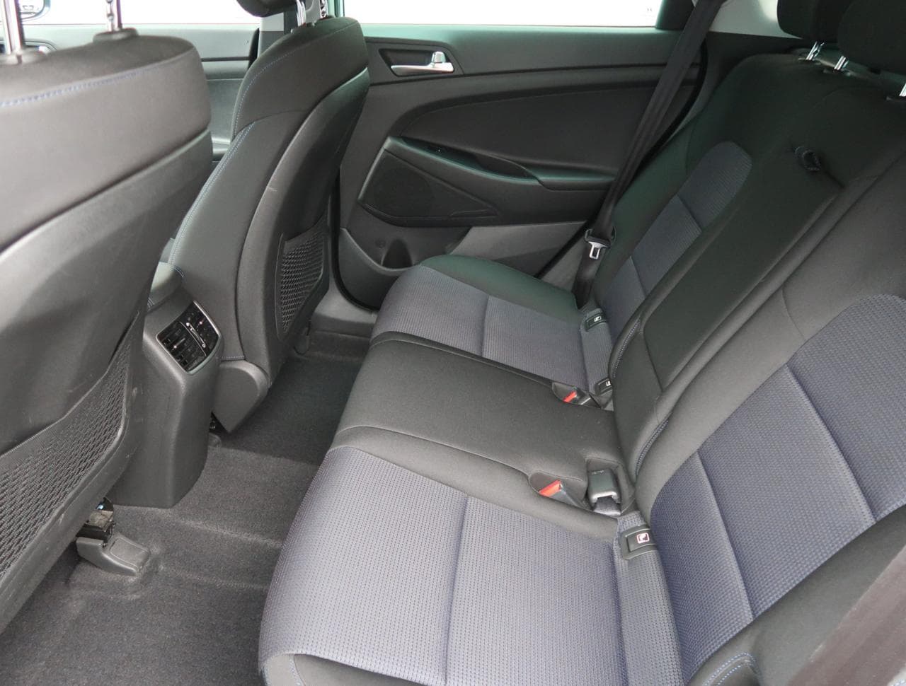2016 Hyundai TUCSON - 15