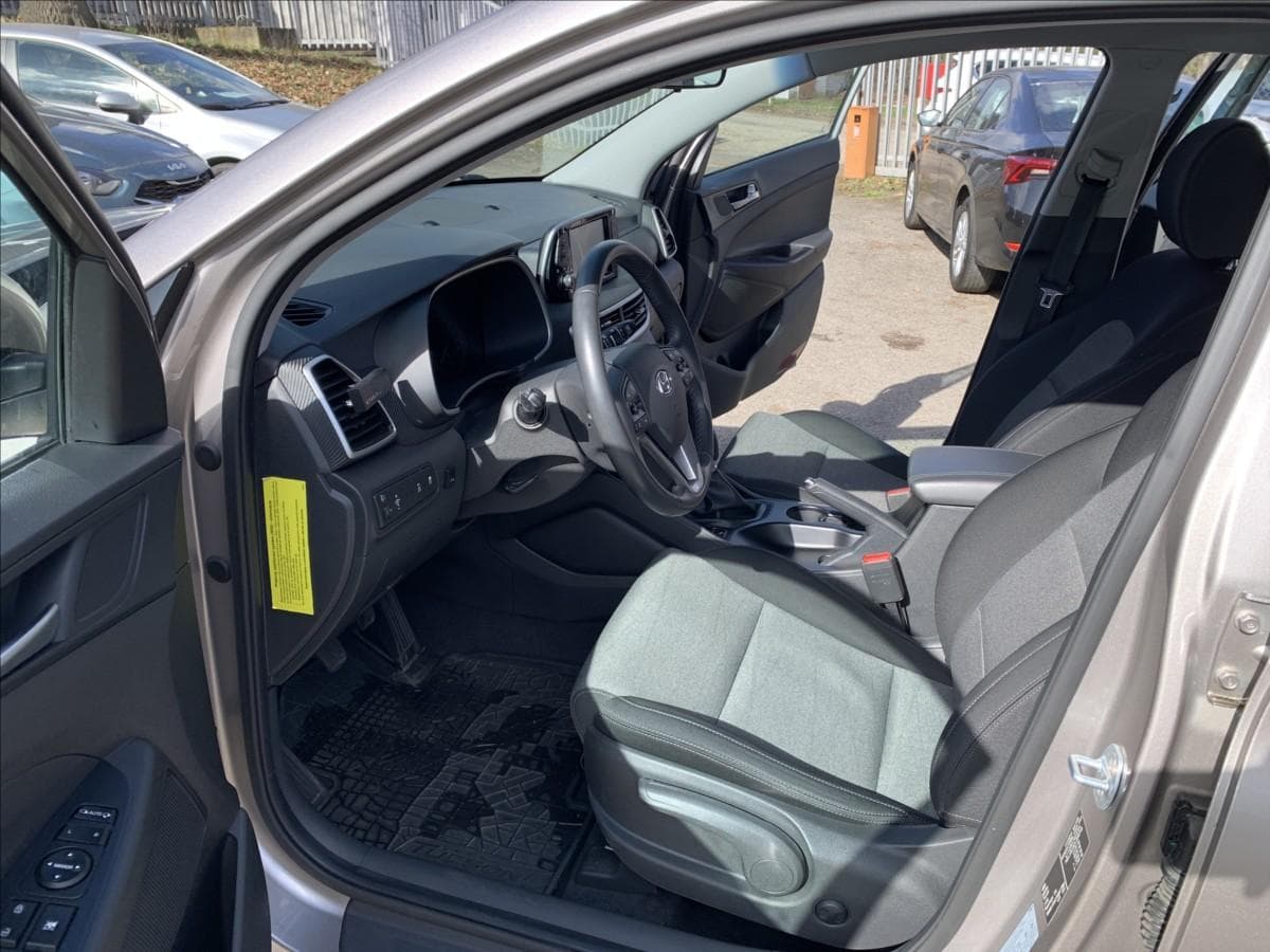 2019 Hyundai TUCSON - 16