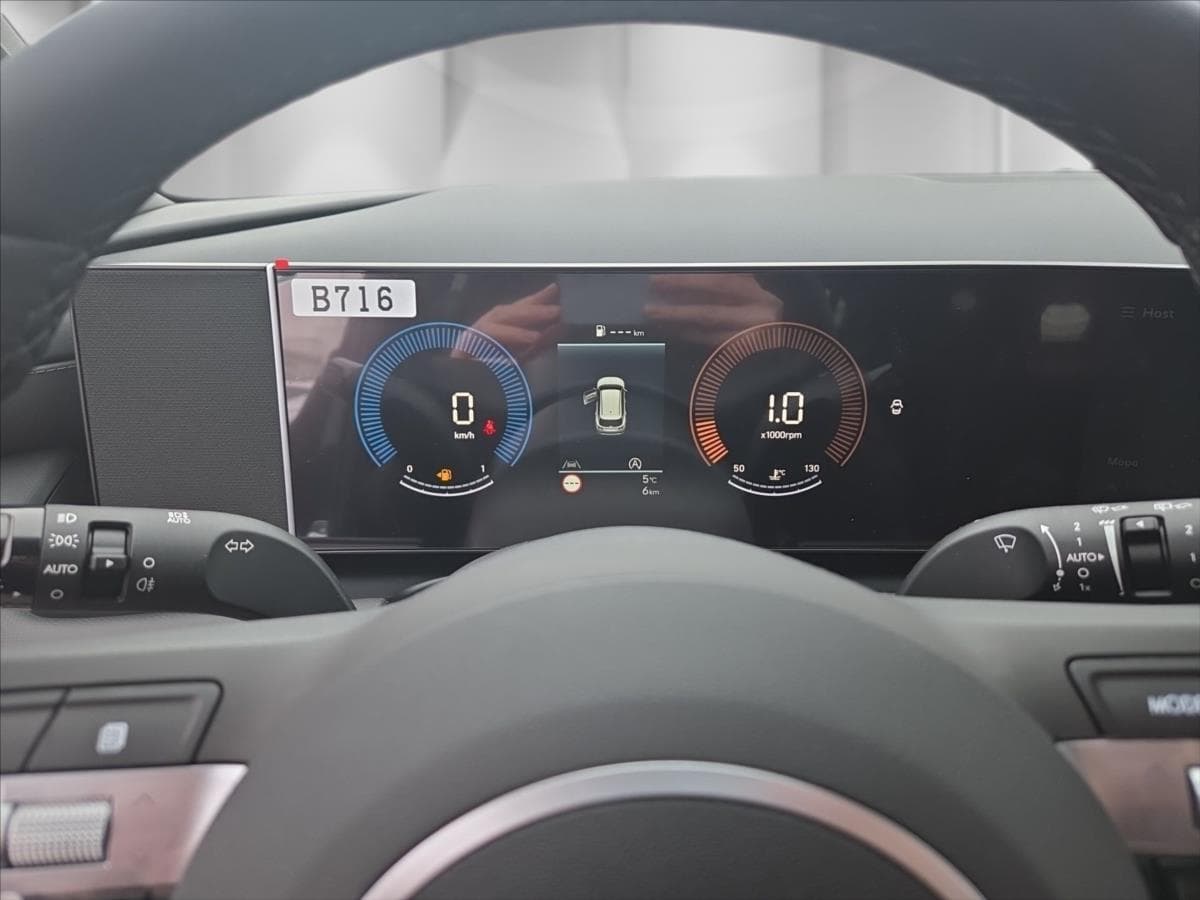 2025 Hyundai TUCSON - 8