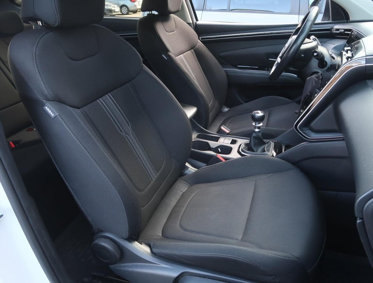 2021 Hyundai TUCSON - 12