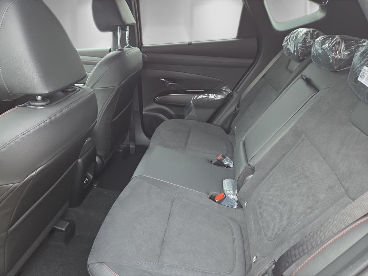 2025 Hyundai TUCSON - 11