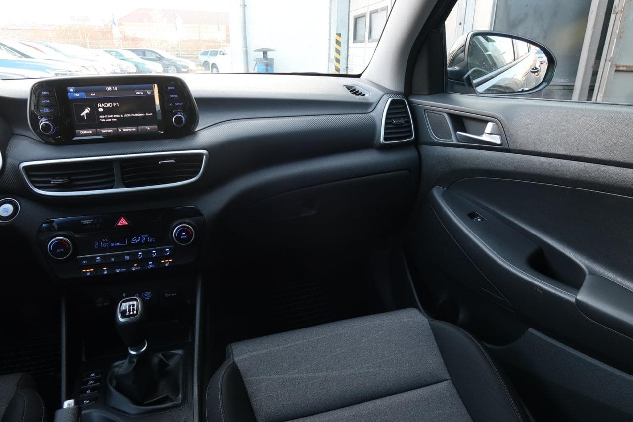 2019 Hyundai TUCSON - 11