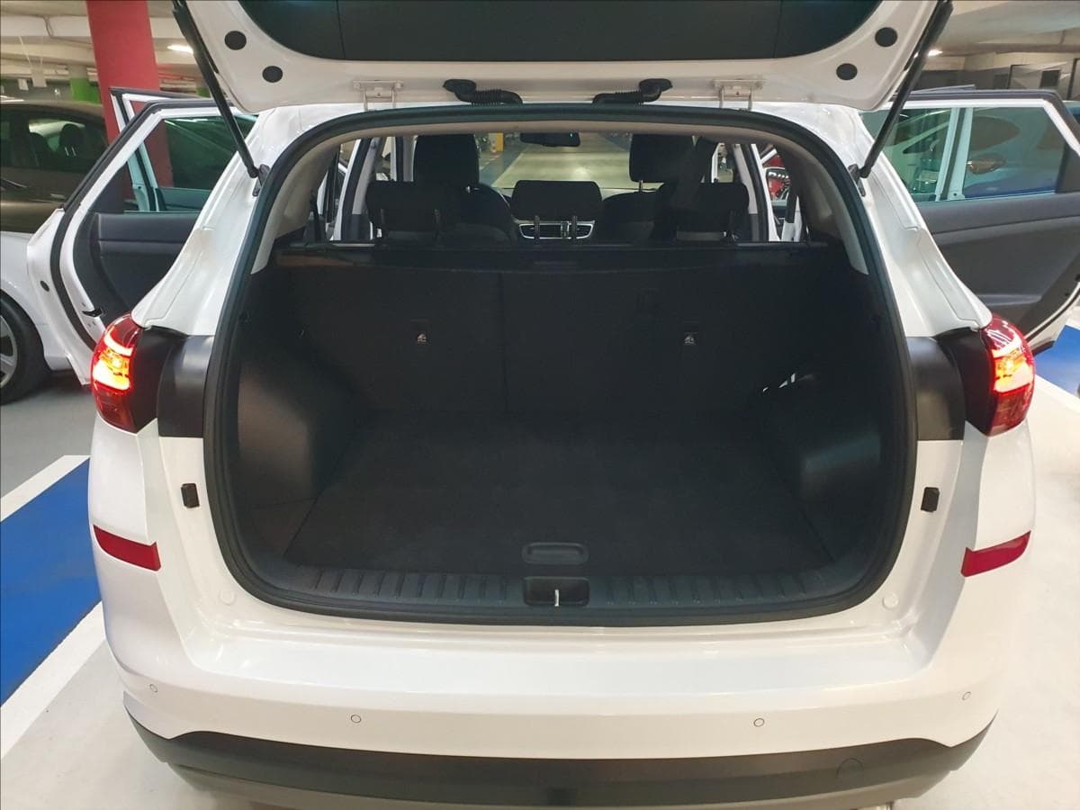 2020 Hyundai TUCSON - 19