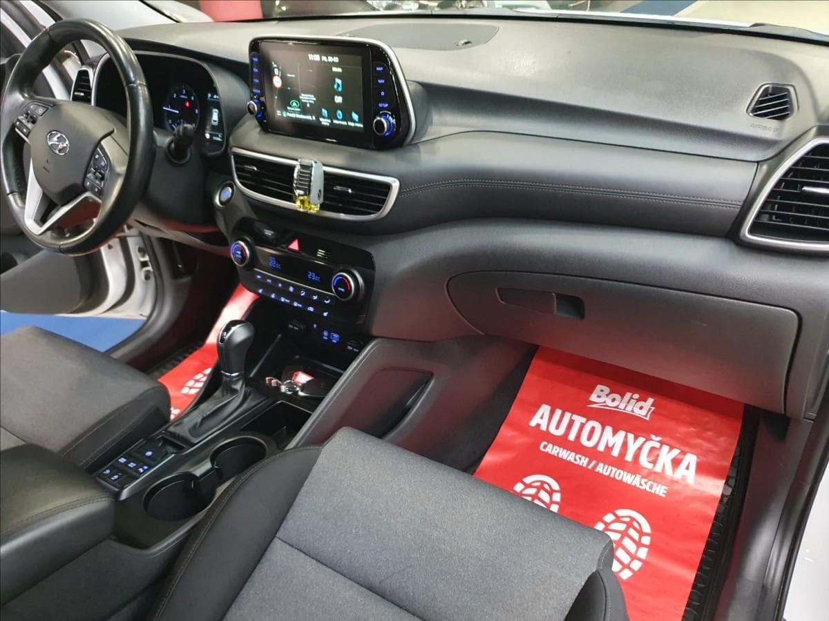 2020 Hyundai TUCSON - 11