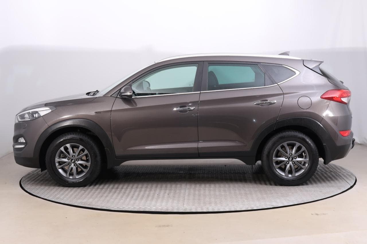 2017 Hyundai TUCSON - 4