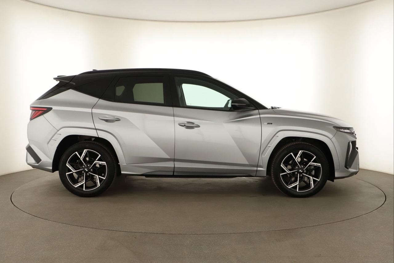 2025 Hyundai TUCSON - 8