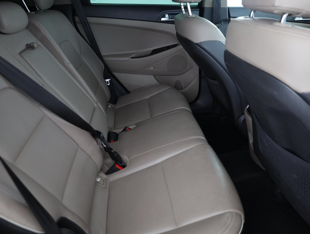 2018 Hyundai TUCSON - 11