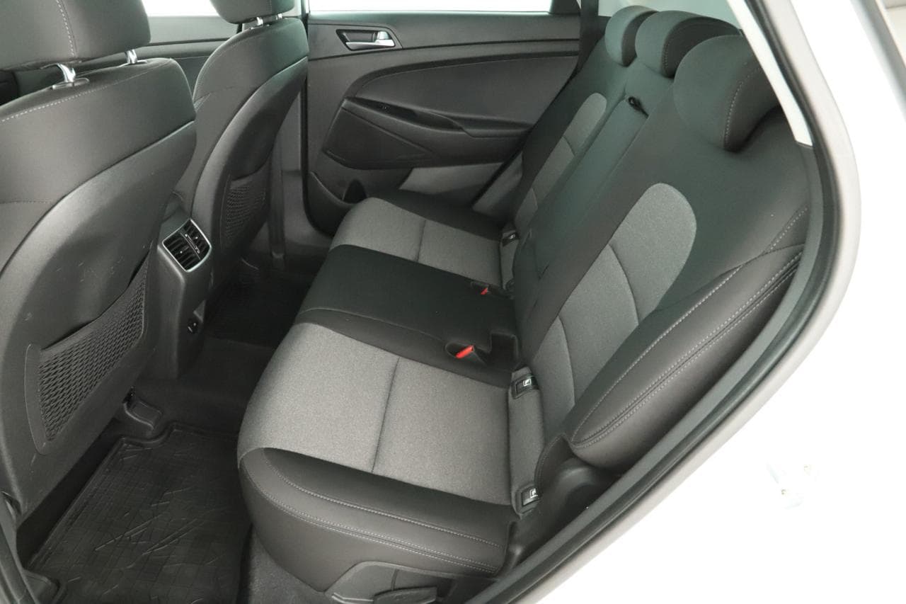 2019 Hyundai TUCSON - 12