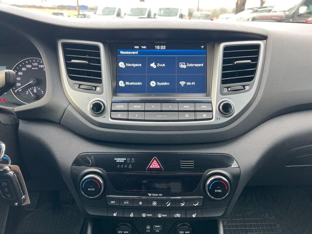 2017 Hyundai TUCSON - 11