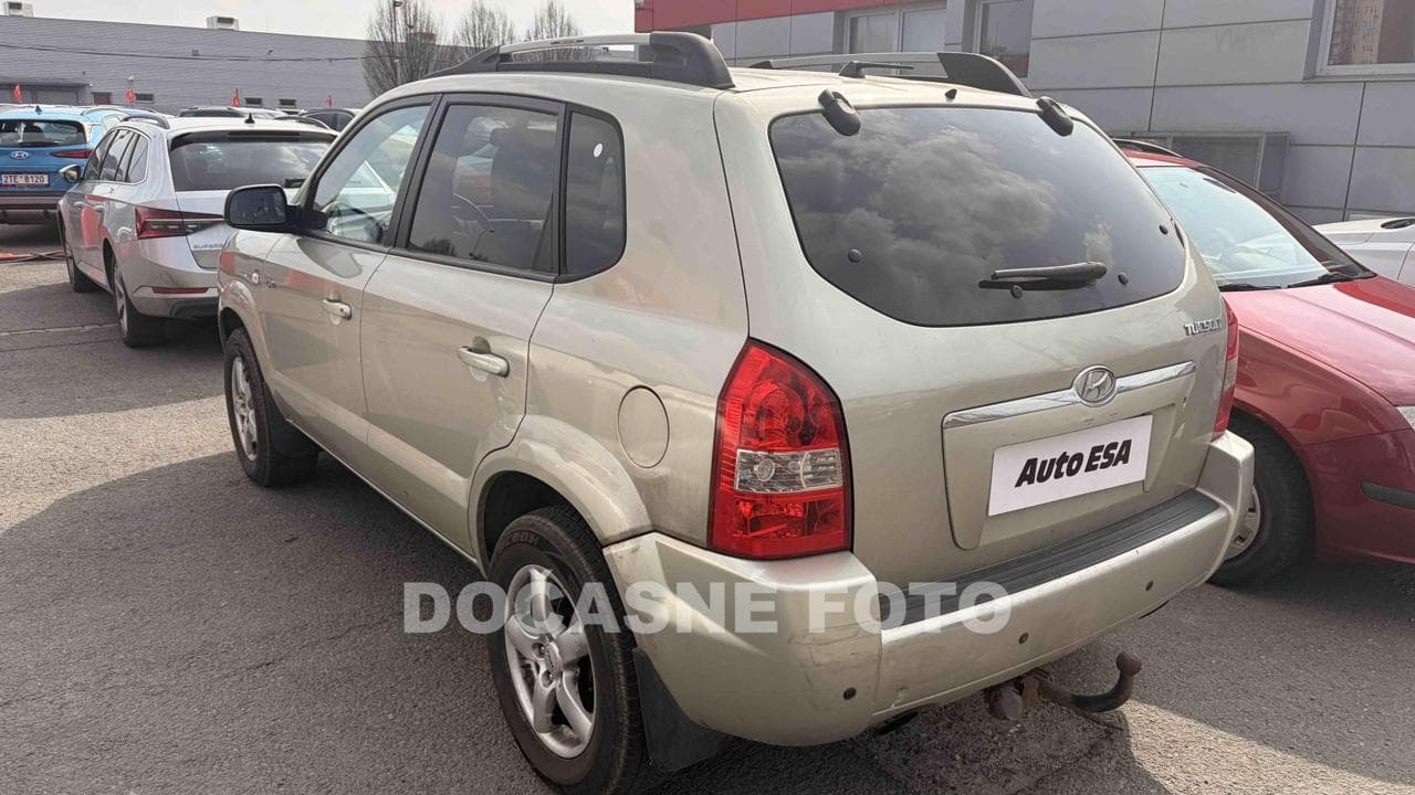 2005 Hyundai TUCSON - 2