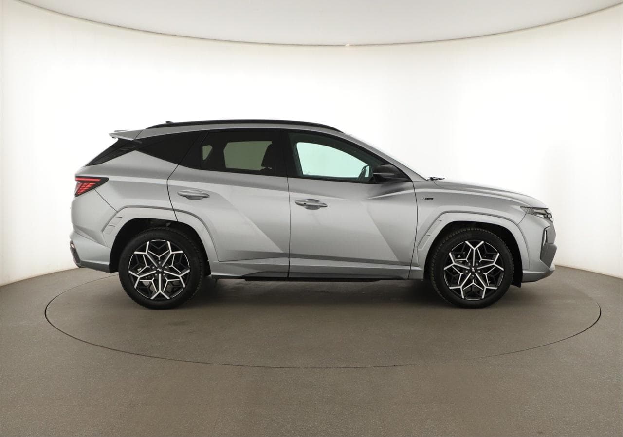 2022 Hyundai TUCSON - 8