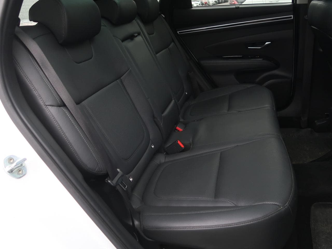 2021 Hyundai TUCSON - 17
