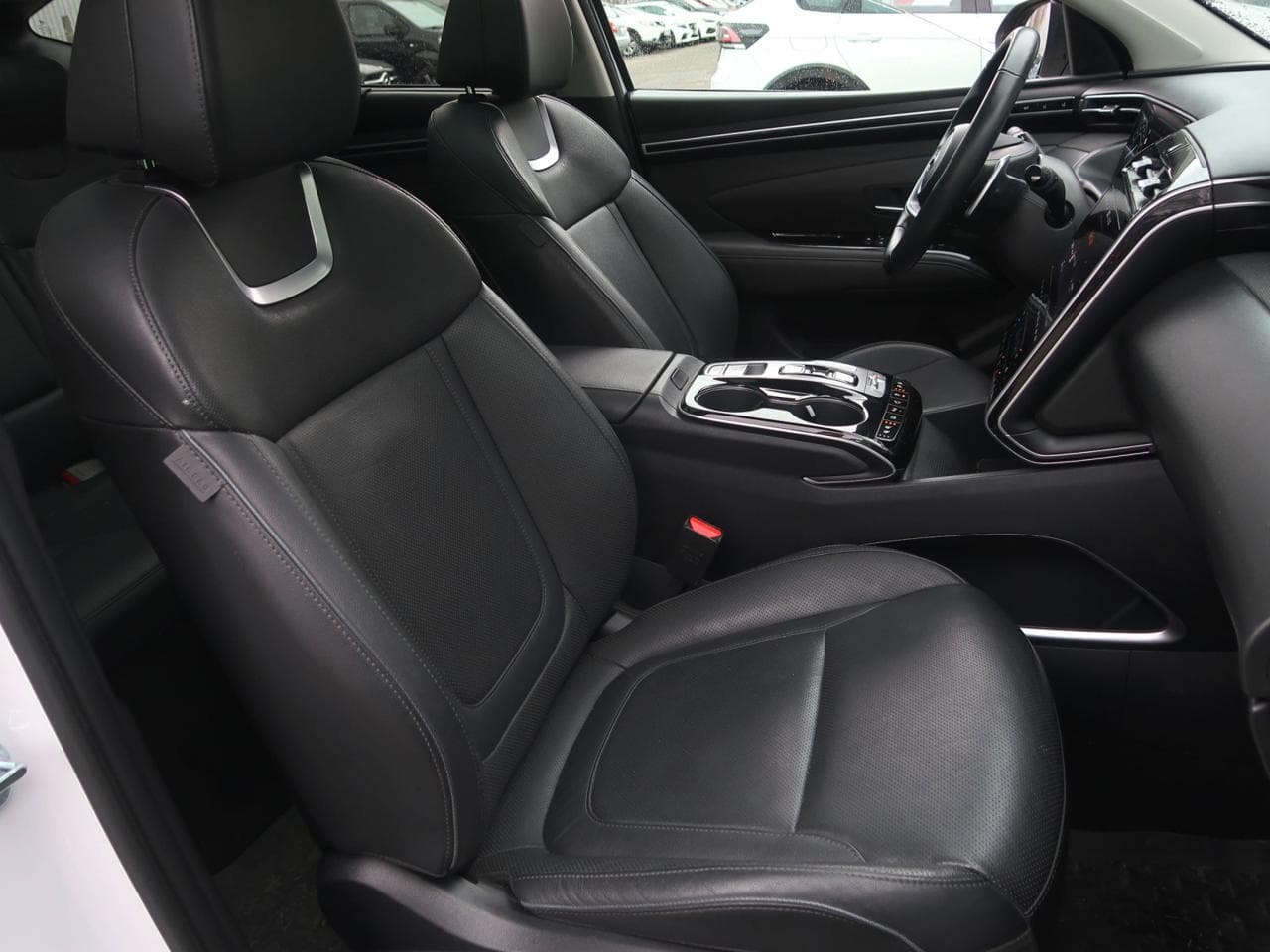 2021 Hyundai TUCSON - 16